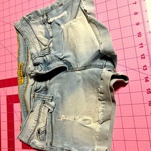 Butt enhancing shorts